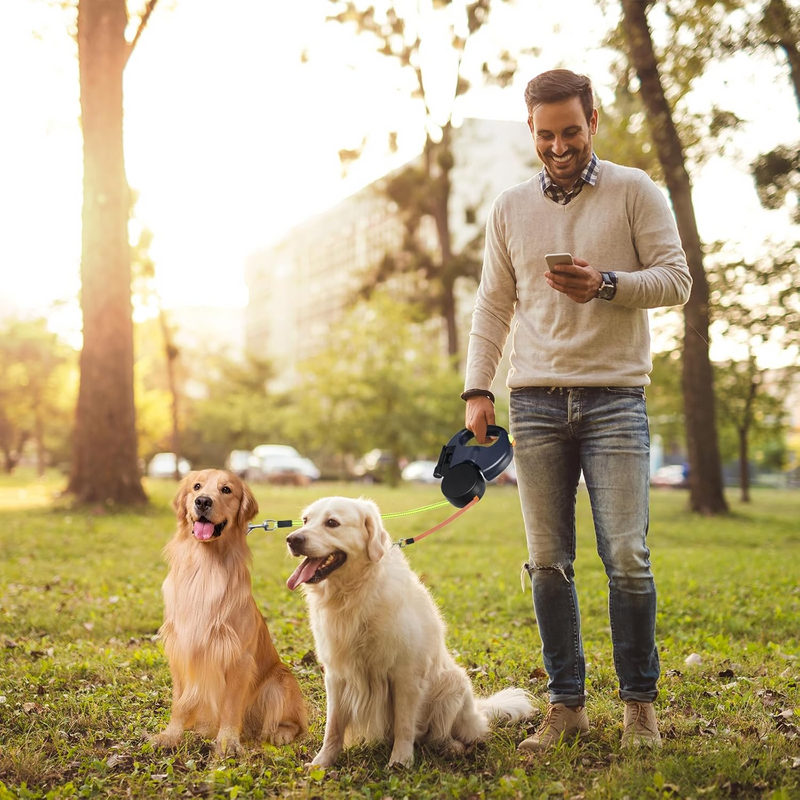 Dual-Dog Retractable Walking Leash