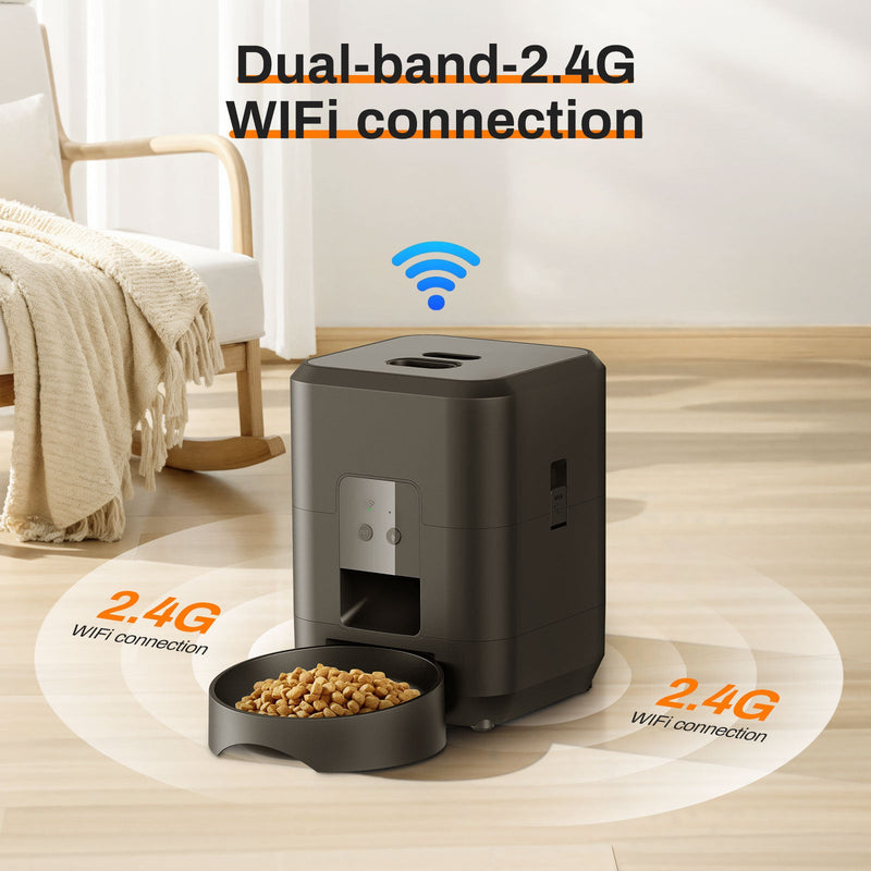 Smart Automatic Pet Feeder with Remote Control