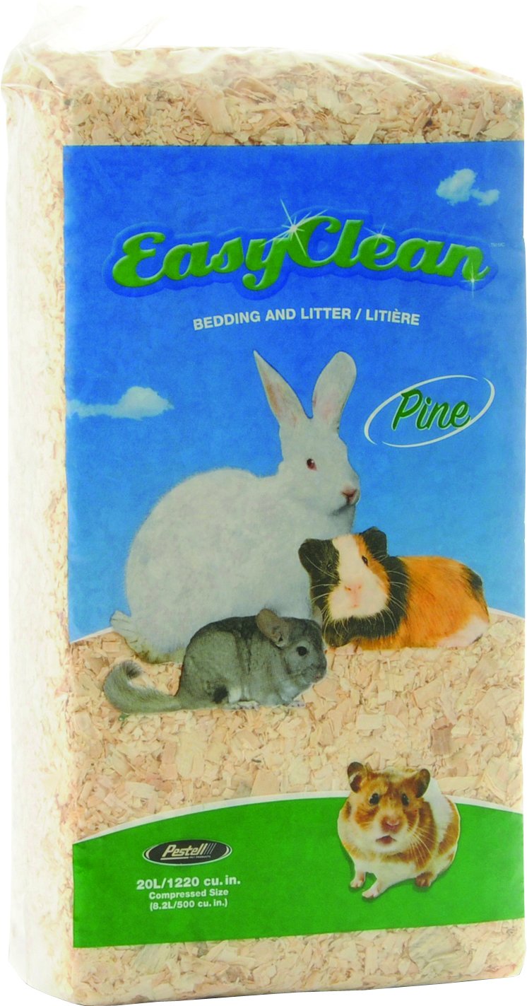 EasyClean pine bedding package showing white rabbit, guinea pig and chinchilla on blue background
